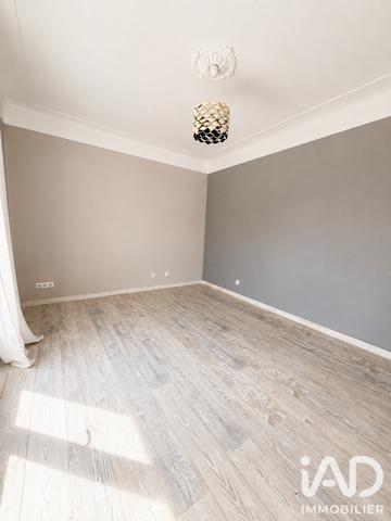 Maison à vendre 11 pièces 245 m² Eyguières