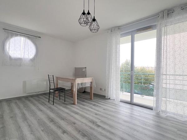 Appartement T2 Royan centre avec balcon, parking, cave et ascenseur Royan