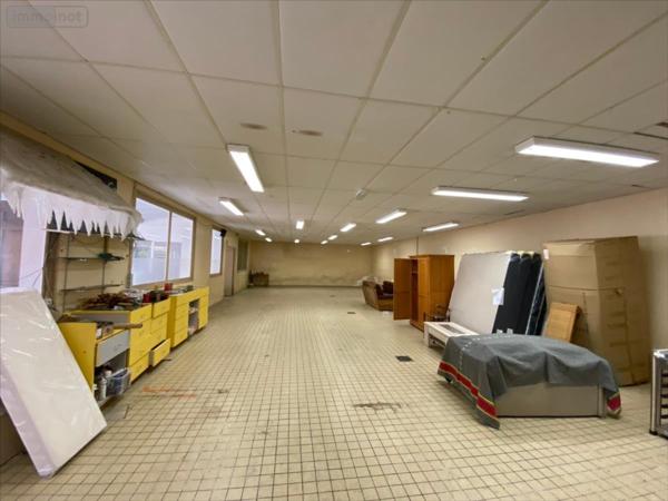 Local commercial à vendre à Saint-Sauveur-le-Vicomte dans la Manche (50390), ref : 50061-928945