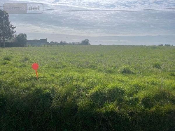 Terrain à Batir à vendre à Le Grand-Lucé dans la Sarthe (72150), ref : 13816/976   
BOURG