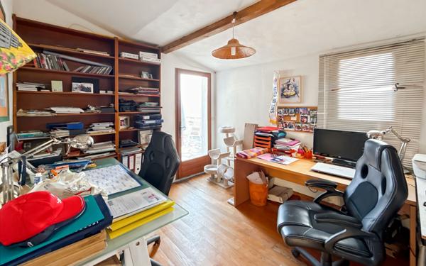 Maison à vendre    5 pièces • 170 m2 Saint-Martin-du-Var