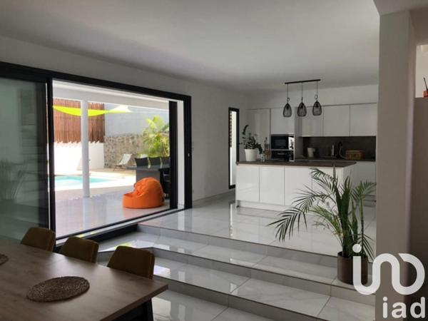 Maison d’architecte 6 pièces de 170 m² à Saint-Pierre (97410)