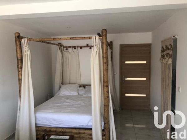 Maison d’architecte 6 pièces de 170 m² à Saint-Pierre (97410)