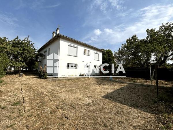 À vendre Maison 5 pièces 128.57 m² - Villeneuve-sur-lot 47300