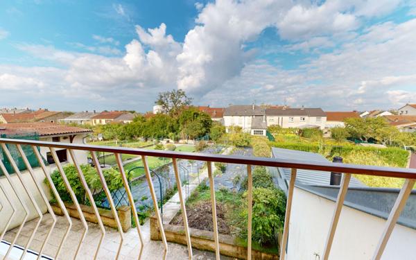 Maison à vendre    5 pièces •  Yutz