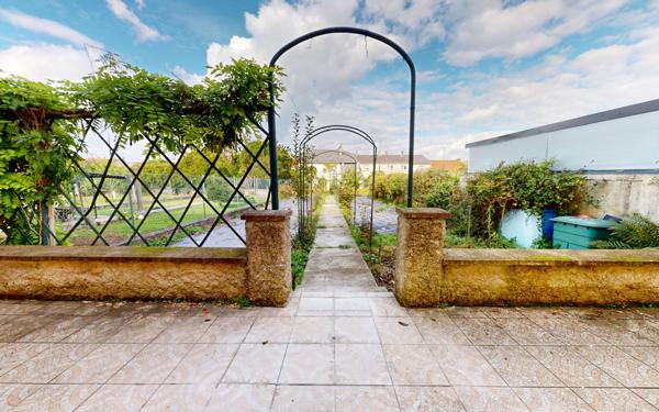 Maison à vendre    5 pièces •  Yutz