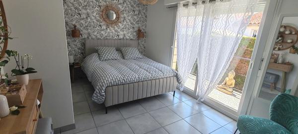 17200 ROYAN ROYAN