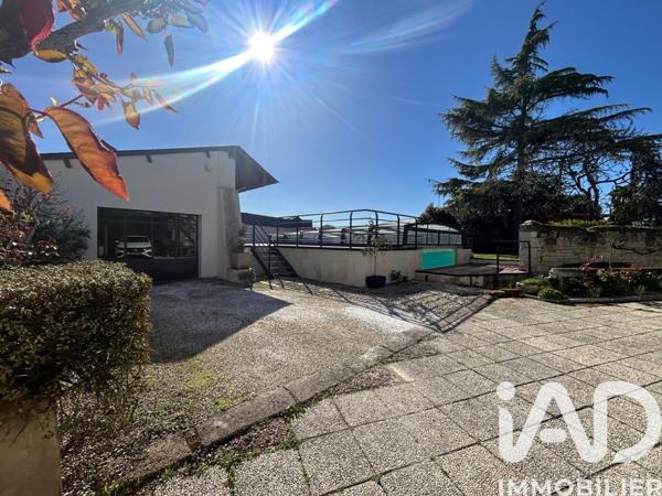 Maison à vendre 14 pièces 340 m² Bellevigne-les-Châteaux