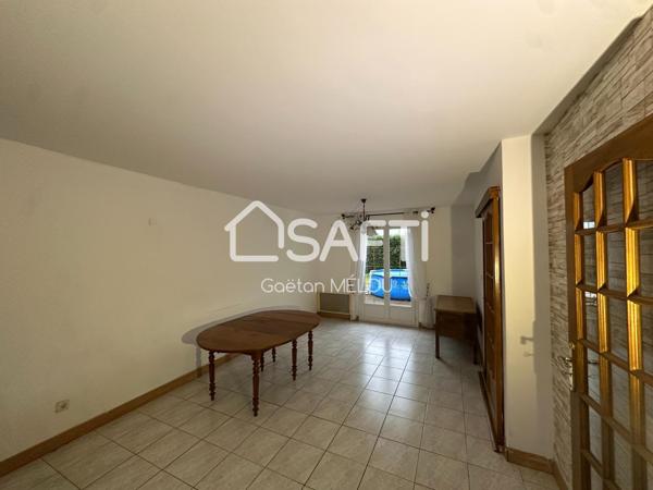 Maison 135 m² - 970 m² Terrain - Vallon-Sur-Gée (72540)