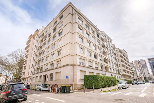 Vente Appartement 5 pièces 138 m2 à Lyon 6