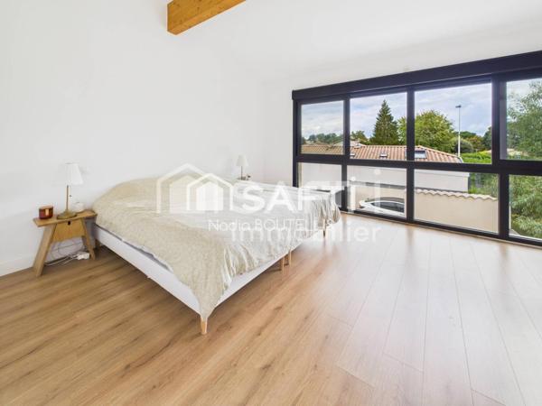 ? Élégante maison de caractère avec piscine et jardin – un parfait équilibre entre authenticité et modernité ?