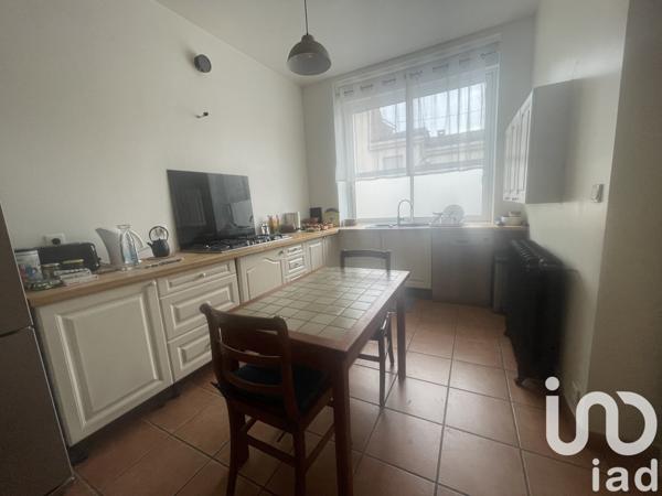 Maison 8 pièces de 242 m² à Blaye (33390)