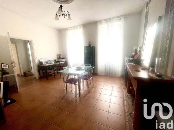 Maison 8 pièces de 242 m² à Blaye (33390)