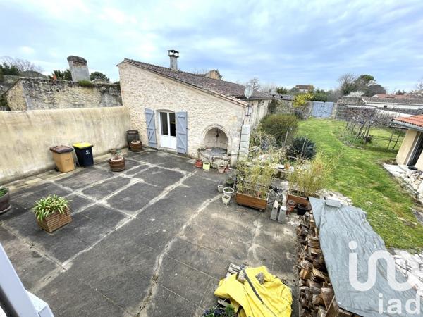 Maison 8 pièces de 242 m² à Blaye (33390)