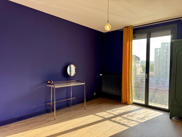 PÉRIGUEUX – CLOS-CHASSAING – MAISON DE CARACTÈRE 179 M² – 6chbres– PISCINE CHAUFFÉE – GARAGE