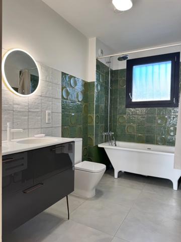 PÉRIGUEUX – CLOS-CHASSAING – MAISON DE CARACTÈRE 179 M² – 6chbres– PISCINE CHAUFFÉE – GARAGE