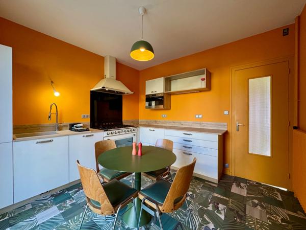 PÉRIGUEUX – CLOS-CHASSAING – MAISON DE CARACTÈRE 179 M² – 6chbres– PISCINE CHAUFFÉE – GARAGE
