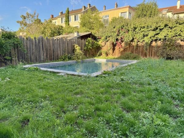PÉRIGUEUX – CLOS-CHASSAING – MAISON DE CARACTÈRE 179 M² – 6chbres– PISCINE CHAUFFÉE – GARAGE