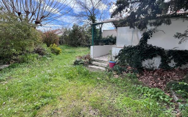 Maison à vendre    4 pièces •  Aigues-Vives