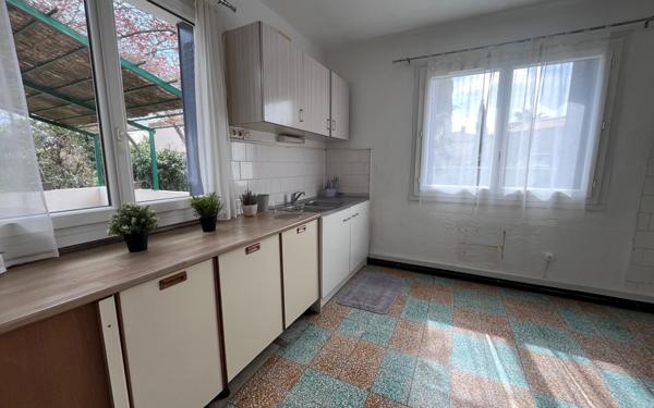 Maison à vendre    4 pièces •  Aigues-Vives