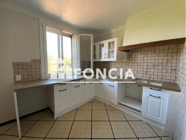 Location Appartement 3 pièces 68 m² - 2 AVENUE DE BONAVENTURE Avignon 84000