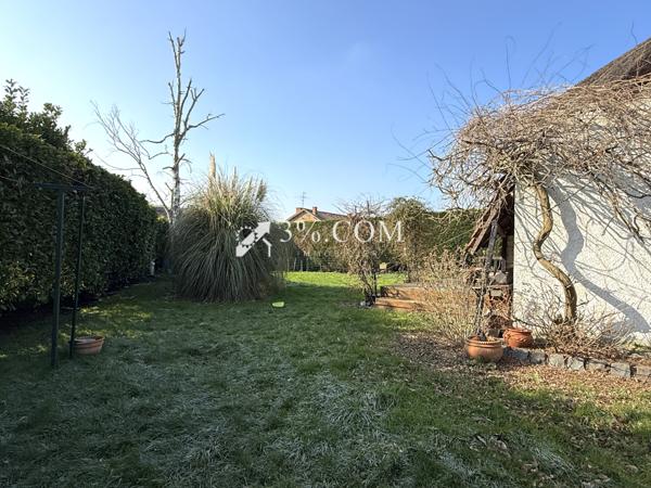 MAISON SEMI-INDIVIDUELLE DE 81 M² AVEC 2 CH + 1 BUREAU + JARDIN + GARAGE Roncq (59223)