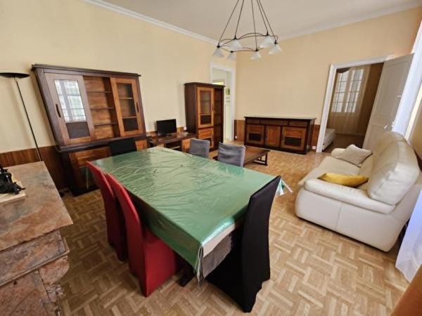 Appartement à LA ROCHE-SUR-YON, 85000 - 2 pièces 63m²