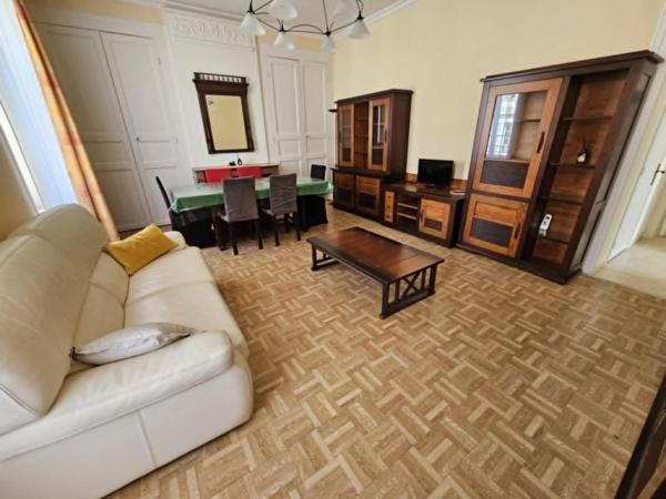 Appartement à LA ROCHE-SUR-YON, 85000 - 2 pièces 63m²