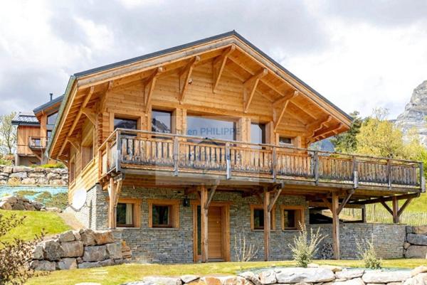 Magnifique Chalet sur la commune de Saint Jean St Nicolas