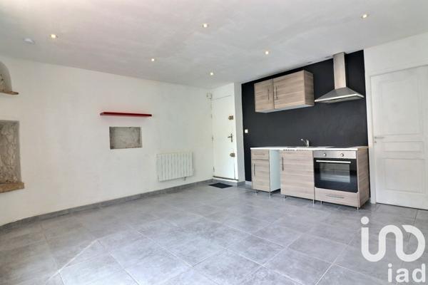 Appartement à vendre 1 pièce 28 m² Tourves