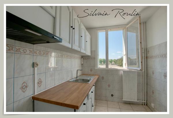 Appartement à vendre 5 pièces PIERRELATTE (26)