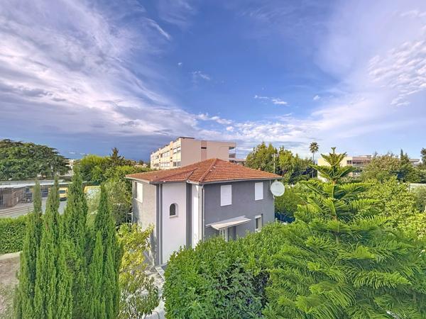 Appartement à vendre 3 pièces d'angle