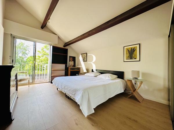 Maison de caractère avec jardin, piscine et vue Marne
