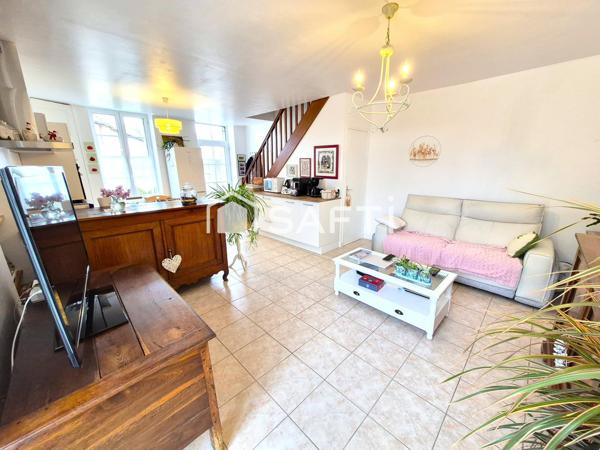 MAISON Centre-ville 2ch + Cour + Parking