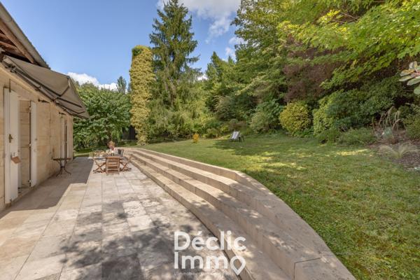 Vente maison Bouliac, 142m² 900m² 5 pièces 450 000€