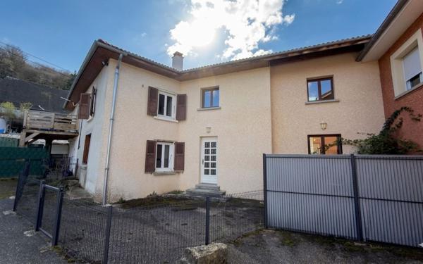Maison à vendre    3 pièces • 93,43 m2 Vasselin
