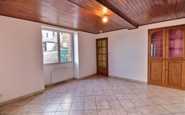 Maison à vendre    3 pièces • 93,43 m2 Vasselin