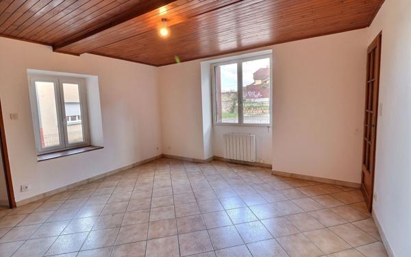 Maison à vendre    3 pièces • 93,43 m2 Vasselin