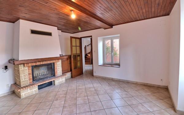 Maison à vendre    3 pièces • 93,43 m2 Vasselin