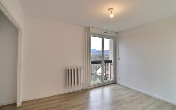 Appartement à vendre    4 pièces • 80,81 m2 Le Pont-de-Beauvoisin