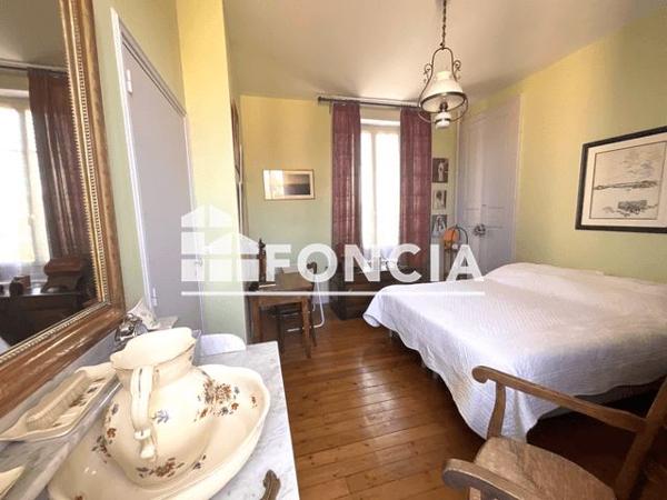 À vendre Maison 9 pièces 200 m² - La Flèche 72200