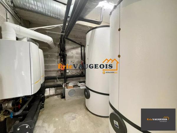 Vente                                                      Appartement
                        
                     4 pièces                      74 m2                     à Coulommiers