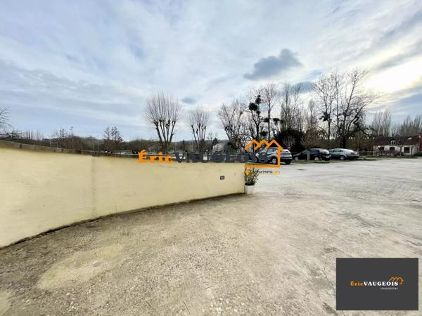 Vente                                                      Appartement
                        
                     4 pièces                      74 m2                     à Coulommiers