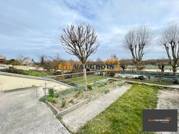 Vente                                                      Appartement
                        
                     4 pièces                      74 m2                     à Coulommiers