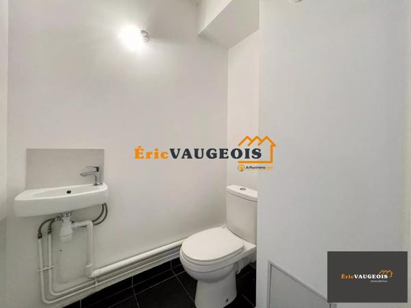 Vente                                                      Appartement
                        
                     4 pièces                      74 m2                     à Coulommiers