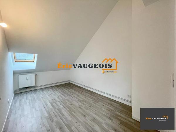Vente                                                      Appartement
                        
                     4 pièces                      74 m2                     à Coulommiers