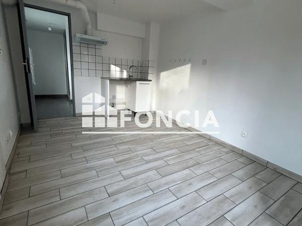 Location Studio 16.9 m² - 32 AVENUE PIERRE SEMARD Villiers Le Bel 95400