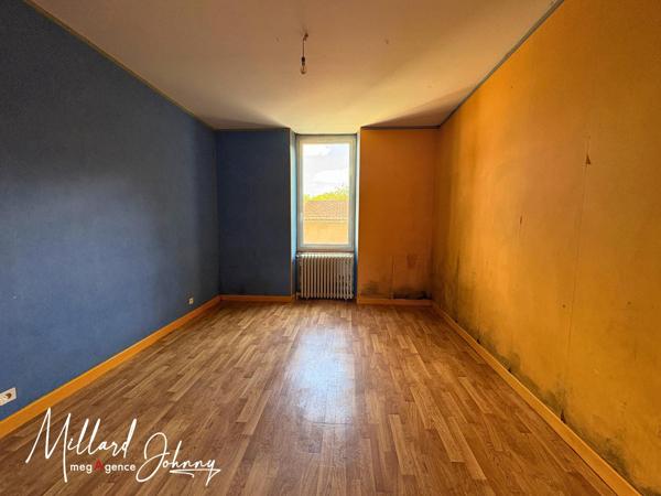 Appartement à LE CREUSOT, 71200 - 4 pièces 85m²