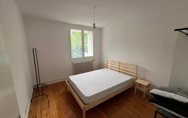 Appartement à louer    3 pièces •  Guingamp