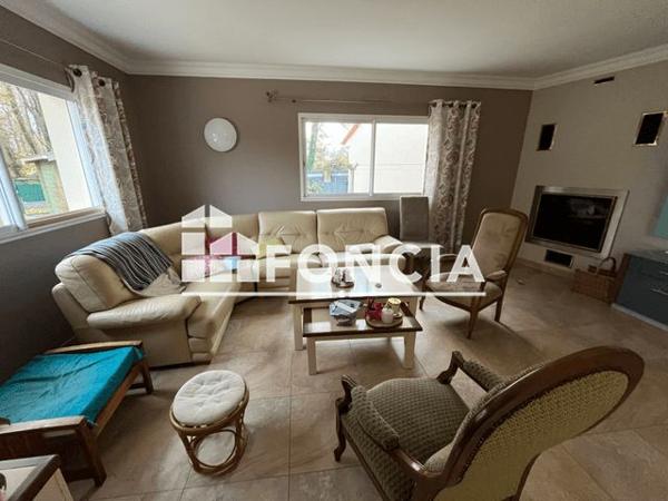 À vendre Maison 9 pièces 178 m² - Ruaudin 72230